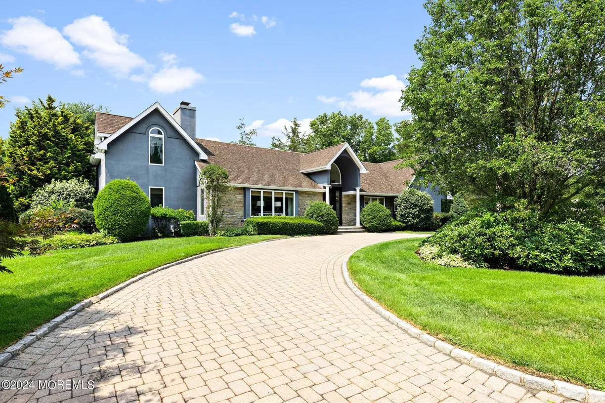 Rockland/Orange/NJ Real Estate | View 915 Cole Drive | Listing