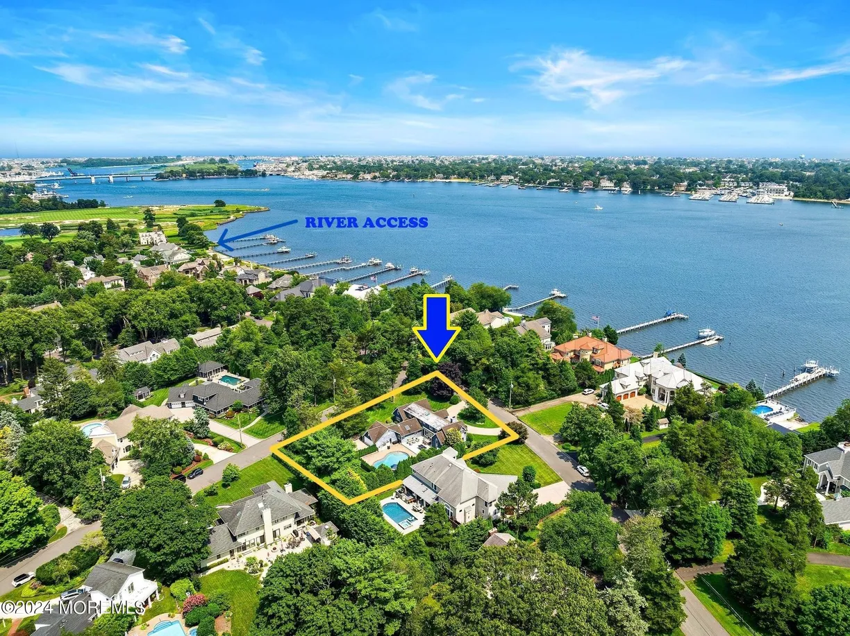 Rockland/Orange/NJ Real Estate | View 915 Cole Drive | Listing