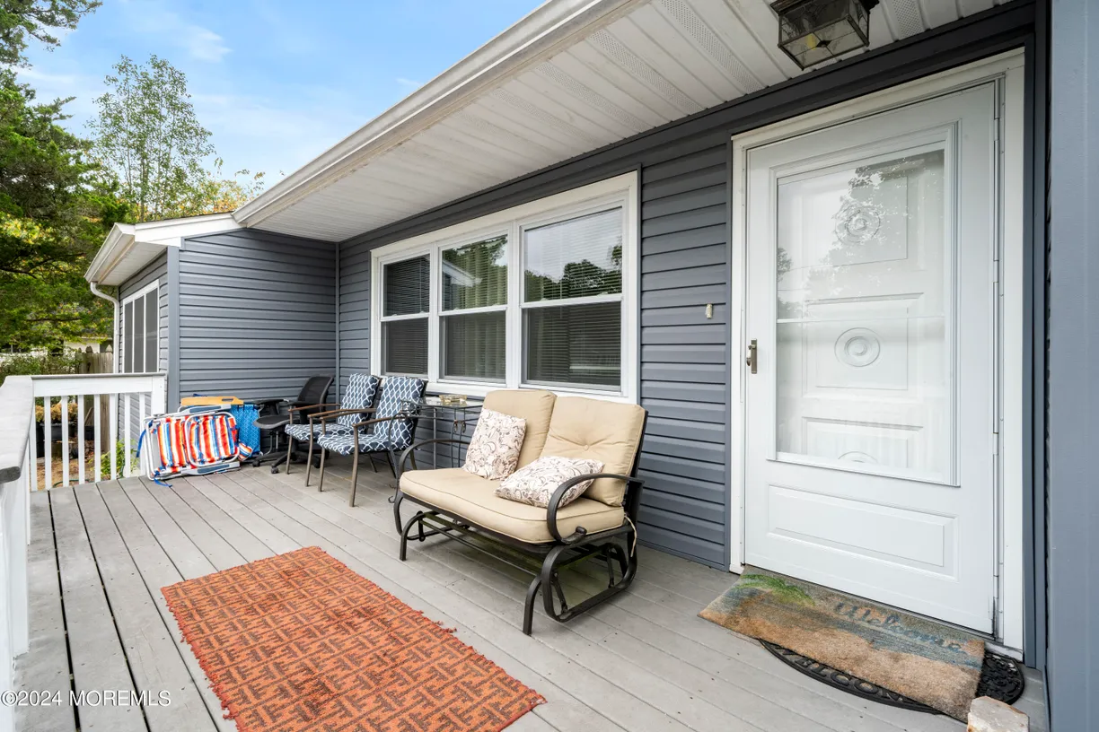 Rockland/Orange/NJ Real Estate | View 230 Maple Lane | 3 Beds, 1 Bath