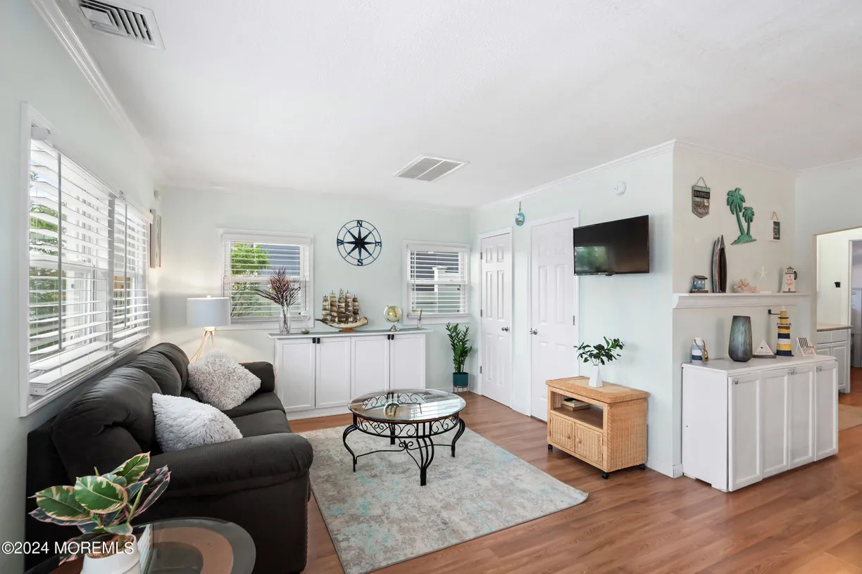 Rockland/Orange/NJ Real Estate | View 304 Bay Boulevard | 3 Beds, 2 Baths