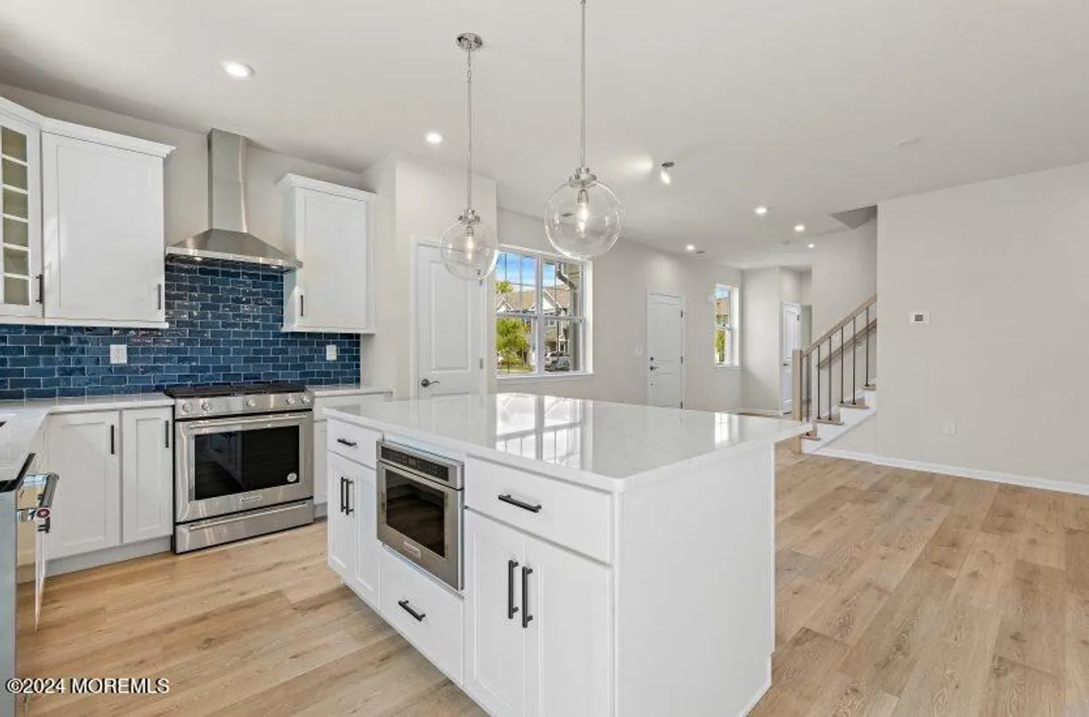 Rockland/Orange/NJ Real Estate | View 18 Coburgh Drive | 3 Beds, 2 Baths