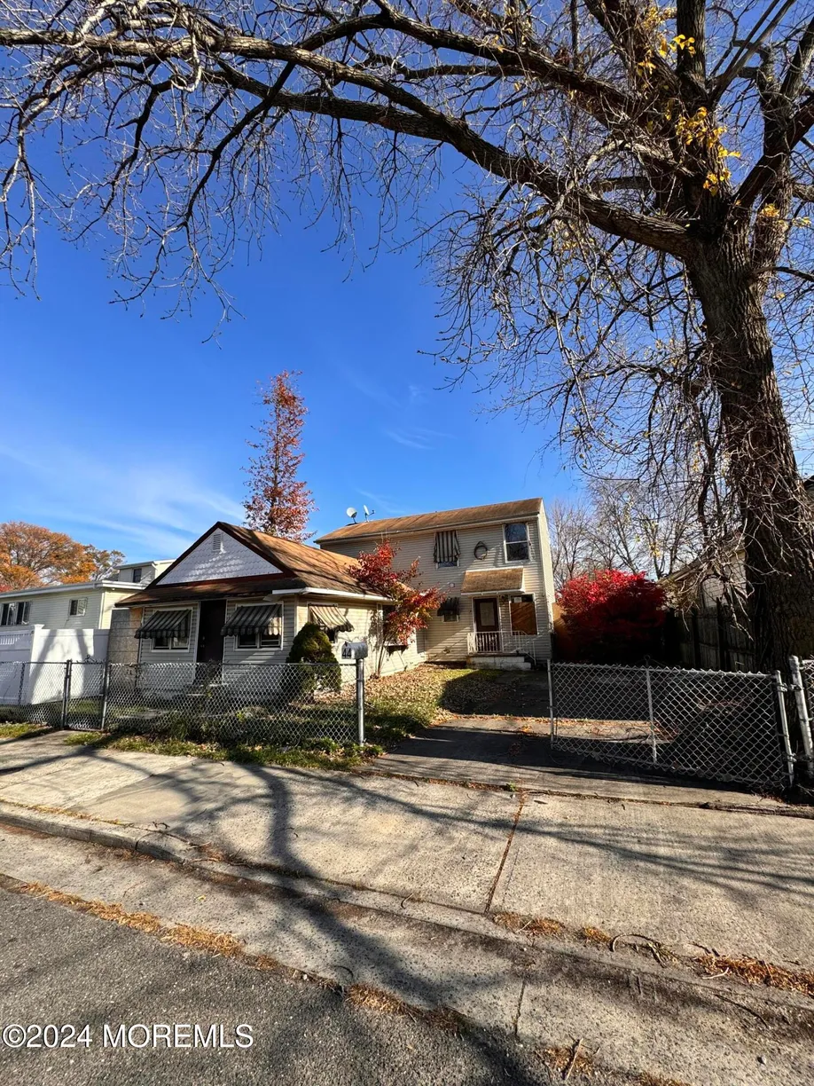 Rockland/Orange/NJ Real Estate | View 44 Ramsey Avenue | 3 Beds, 2 Baths