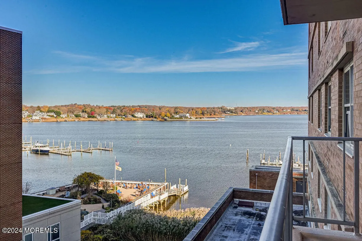 Rockland/Orange/NJ Real Estate | View 28 Riverside Avenue, 3L | 1 Bed, 1 Bath