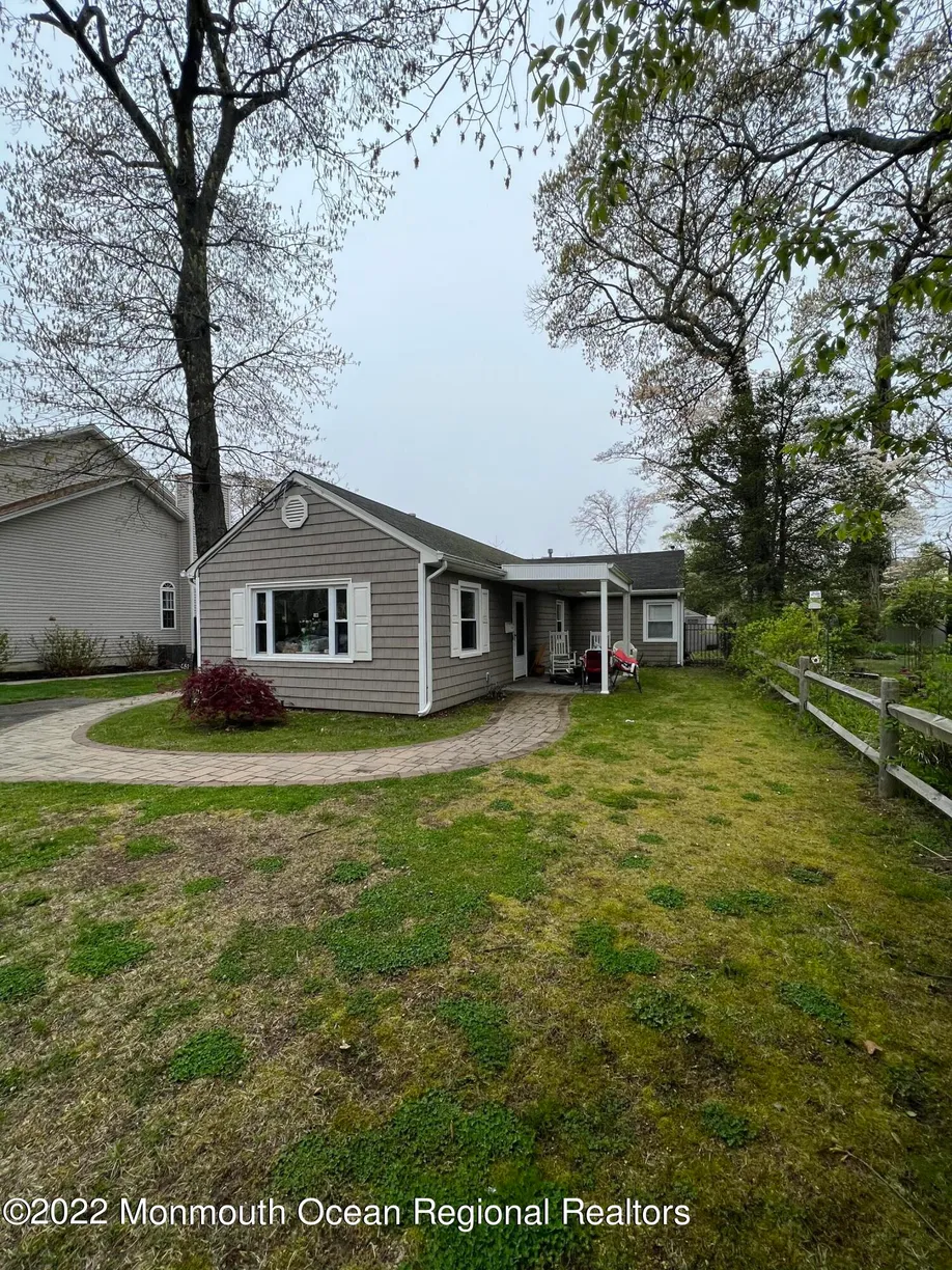 Rockland/Orange/NJ Real Estate | View 451 Harnell Avenue | 2 Beds, 1 Bath