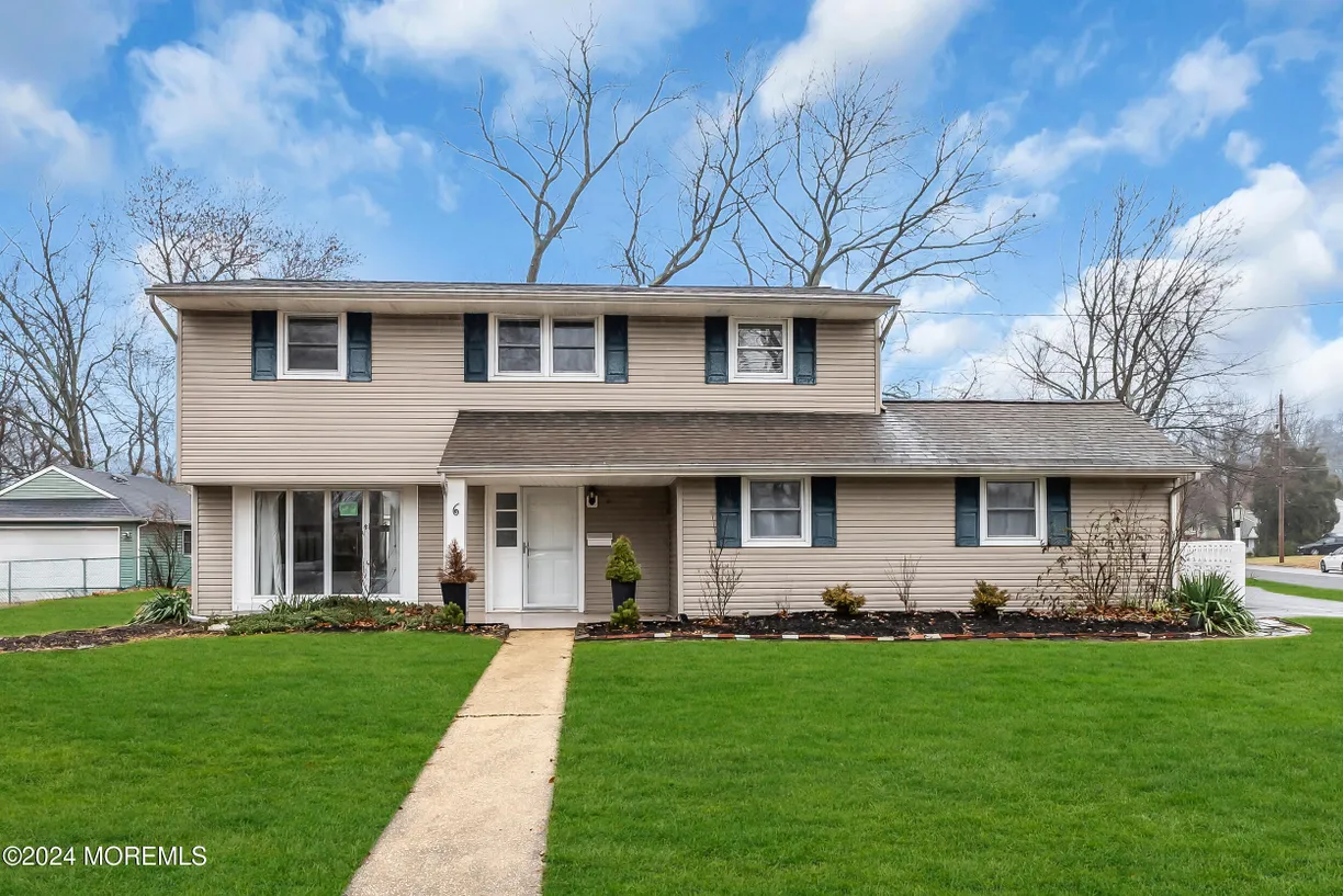 Rockland/Orange/NJ Real Estate | View 6 Barbara Lane | 4 Beds, 1 Bath