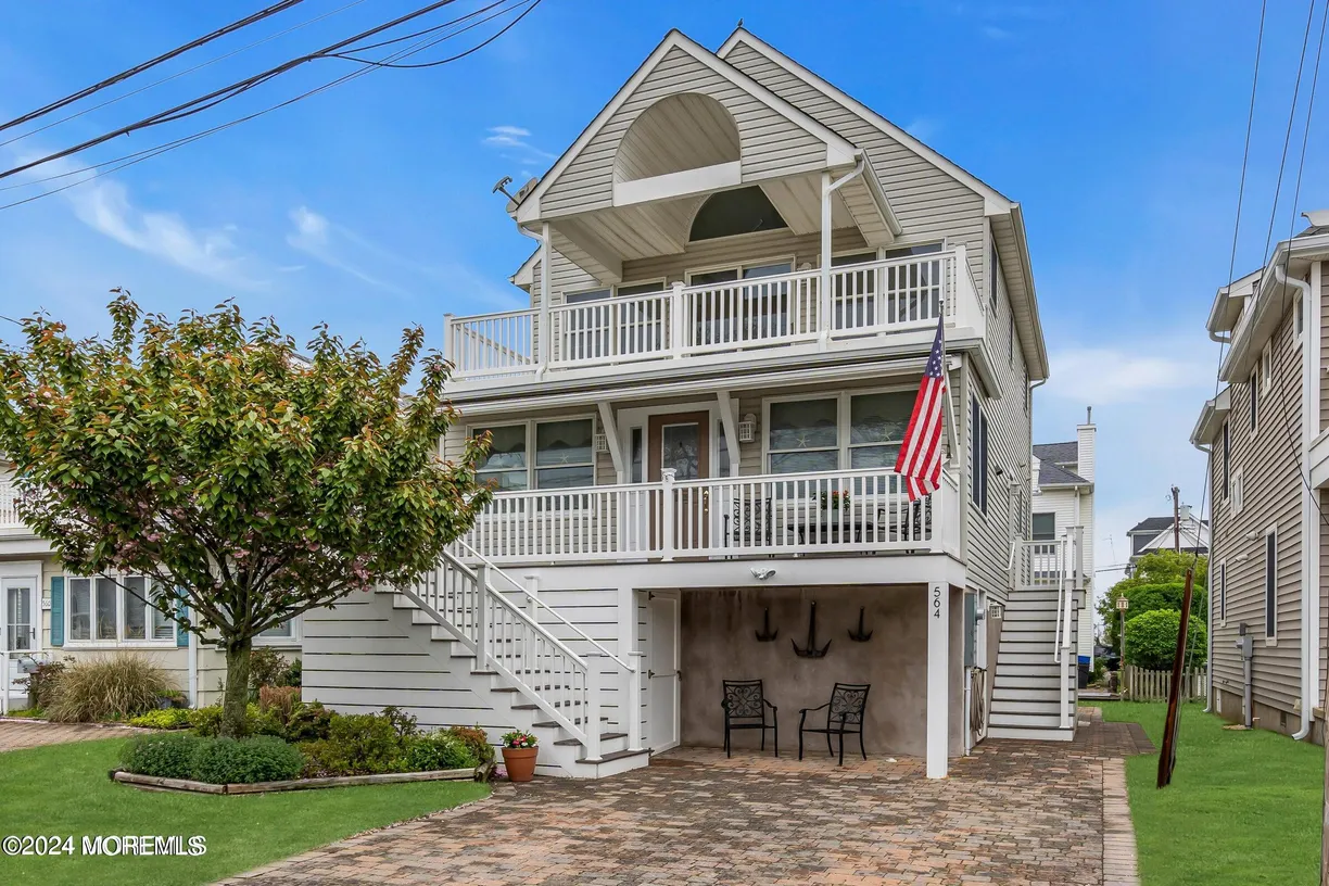 Rockland/Orange/NJ Real Estate | View 564 Perch Avenue | 4 Beds, 2 Baths