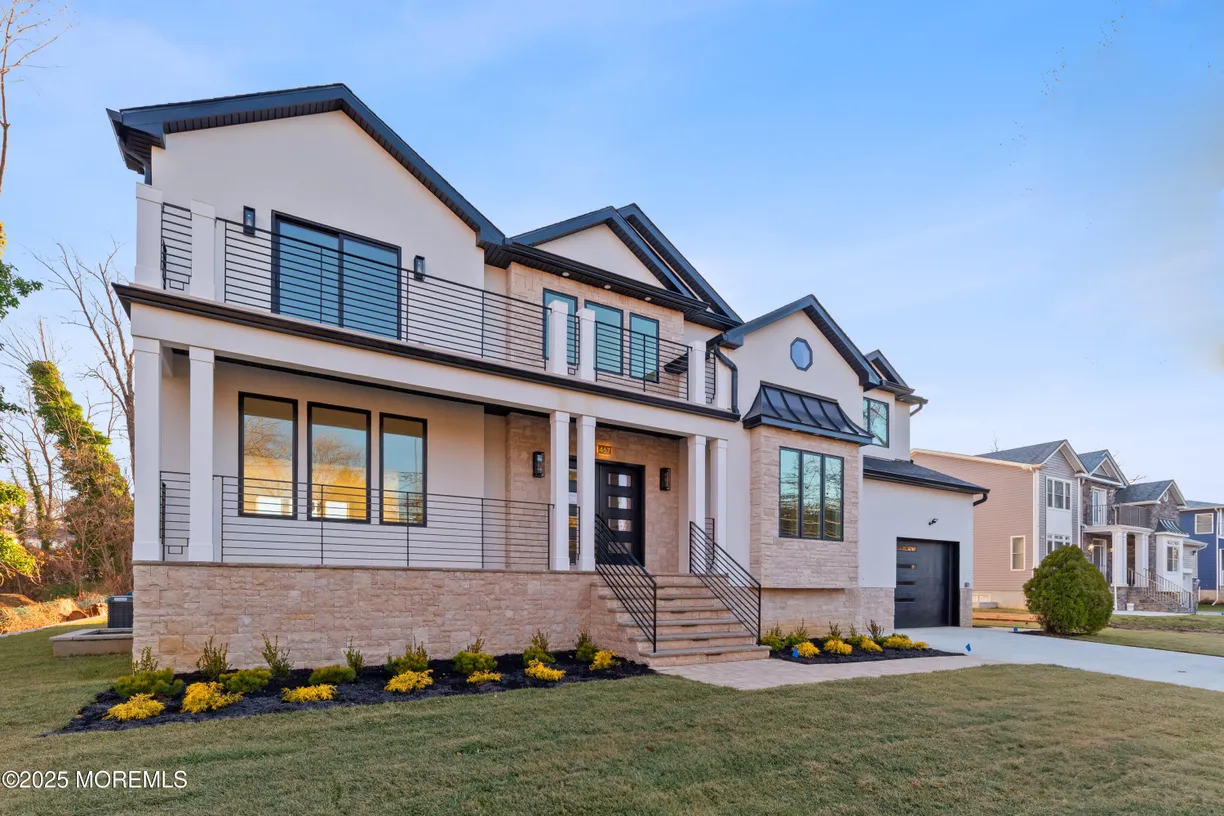 Rockland/Orange/NJ Real Estate | View 467 Monmouth Place | Listing