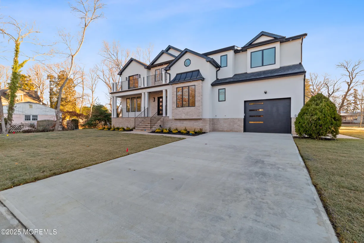 Rockland/Orange/NJ Real Estate | View 467 Monmouth Place | Listing