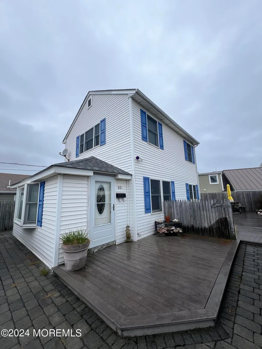 Rockland/Orange/NJ Real Estate | View 62A Inlet Drive | 3 Beds, 2 Baths