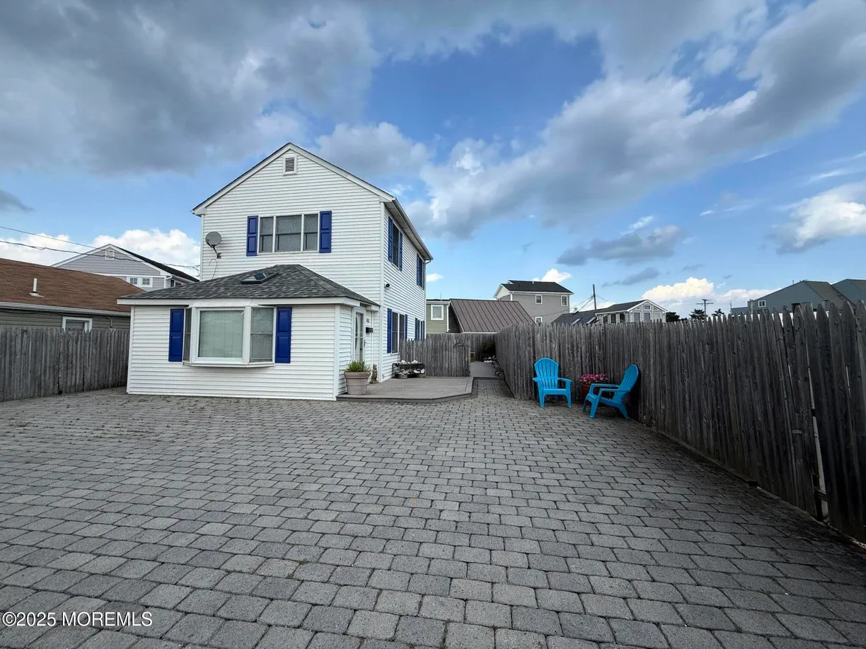 Rockland/Orange/NJ Real Estate | View 62A Inlet Drive | 3 Beds, 2 Baths