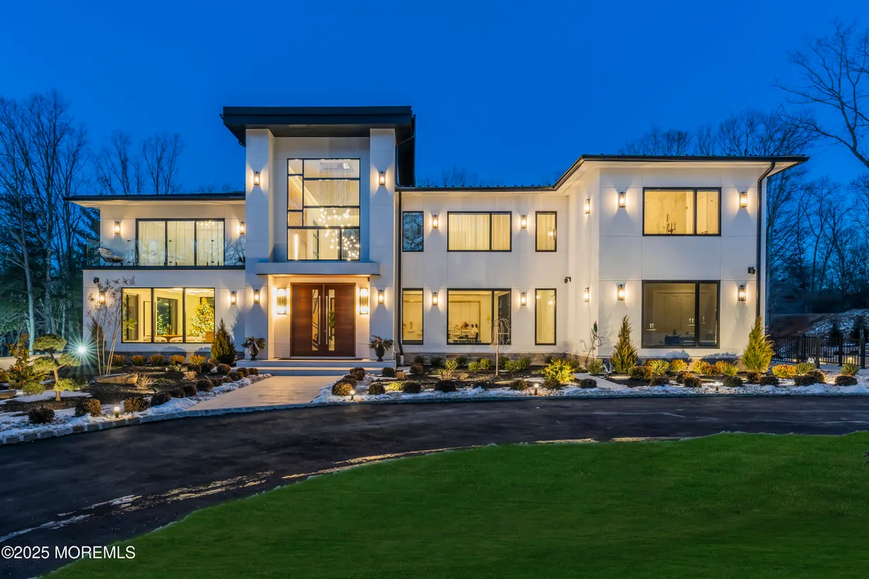 Rockland/Orange/NJ Real Estate | View 48 Cedar Drive | Listing