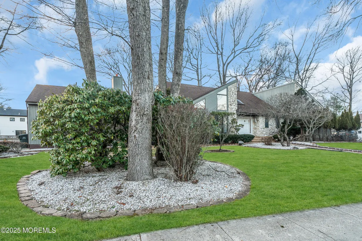 Rockland/Orange/NJ Real Estate | View 8 Ross Court | Listing