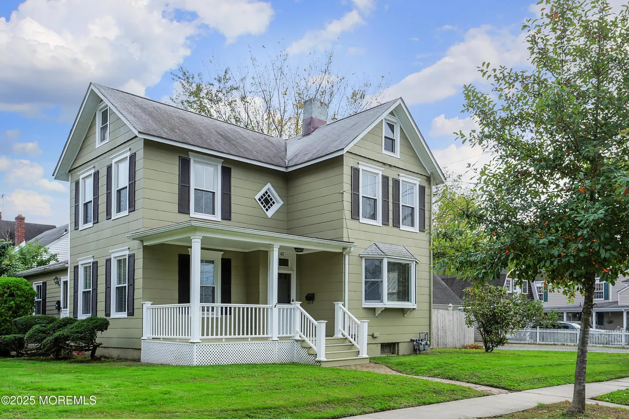 Rockland/Orange/NJ Real Estate | View 43 Tower Hill Avenue, 1 | 2 Beds, 1 Bath