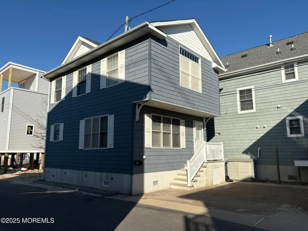 Rockland/Orange/NJ Real Estate | View 30 E Bay Way | Listing
