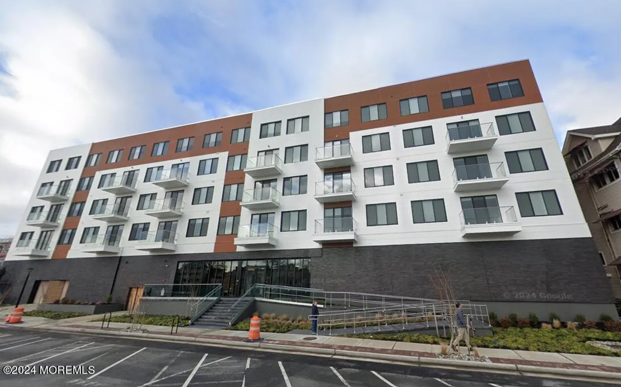 Rockland/Orange/NJ Real Estate | View 521 Lake Avenue, 205 | 1 Bed, 1 Bath