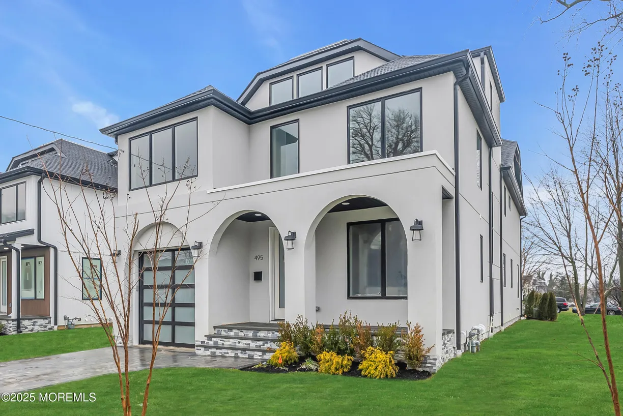 Rockland/Orange/NJ Real Estate | View 495 Westwood Avenue | Listing