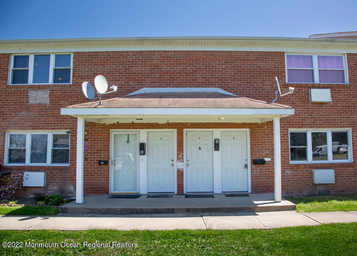 Rockland/Orange/NJ Real Estate | View 65 Steiner Avenue, 15 | 1 Bed, 1 Bath