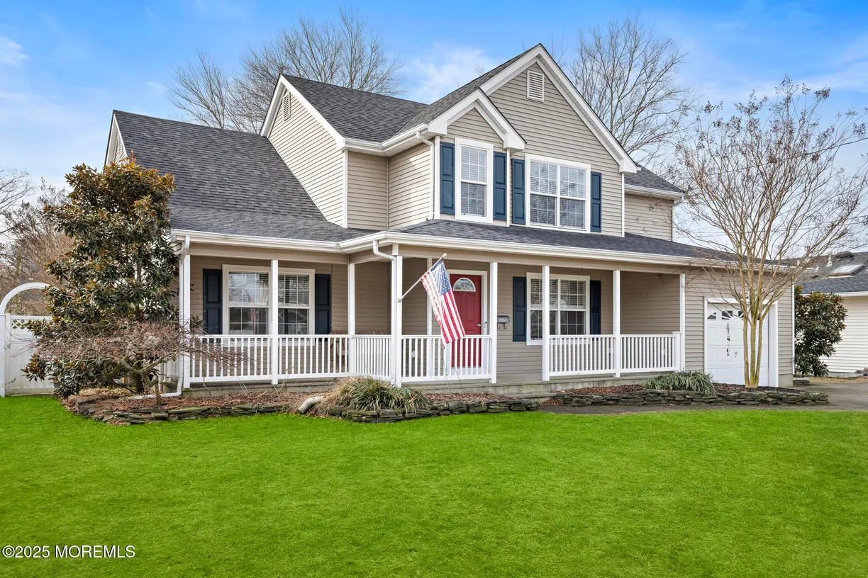 Rockland/Orange/NJ Real Estate | View 2904 Alfaretta Place | 4 Beds, 2 Baths
