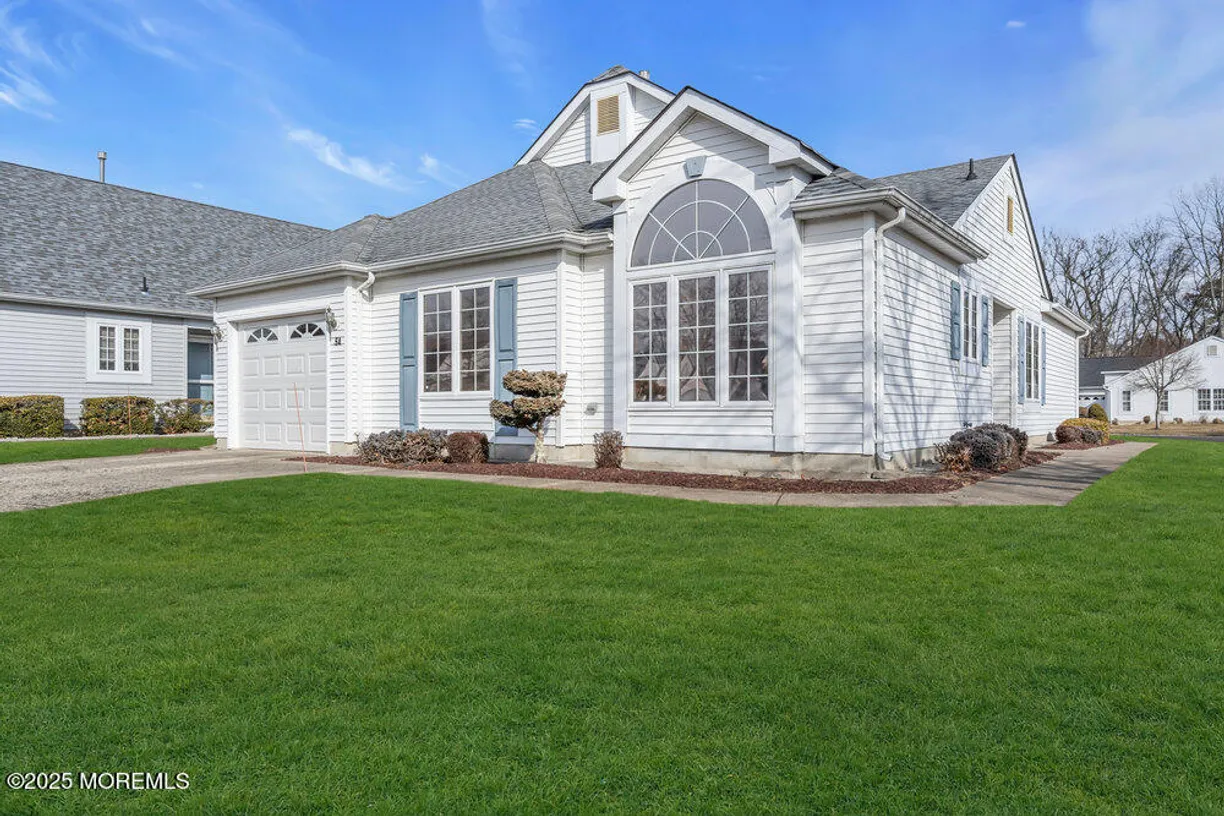 Rockland/Orange/NJ Real Estate | View 54 S Baker Drive | 2 Beds, 2 Baths