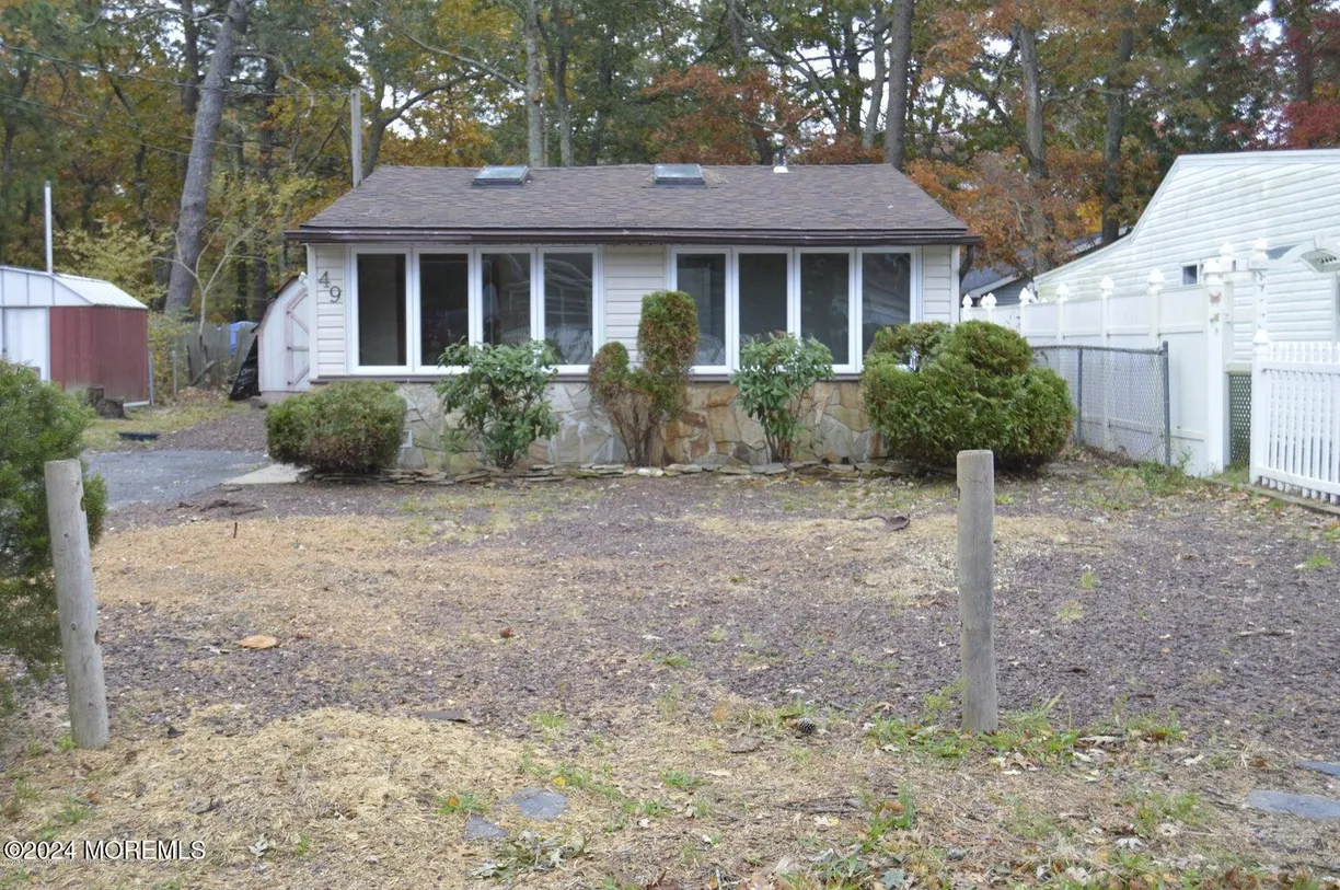 Rockland/Orange/NJ Real Estate | View 49 Maple Street | 2 Beds, 1 Bath
