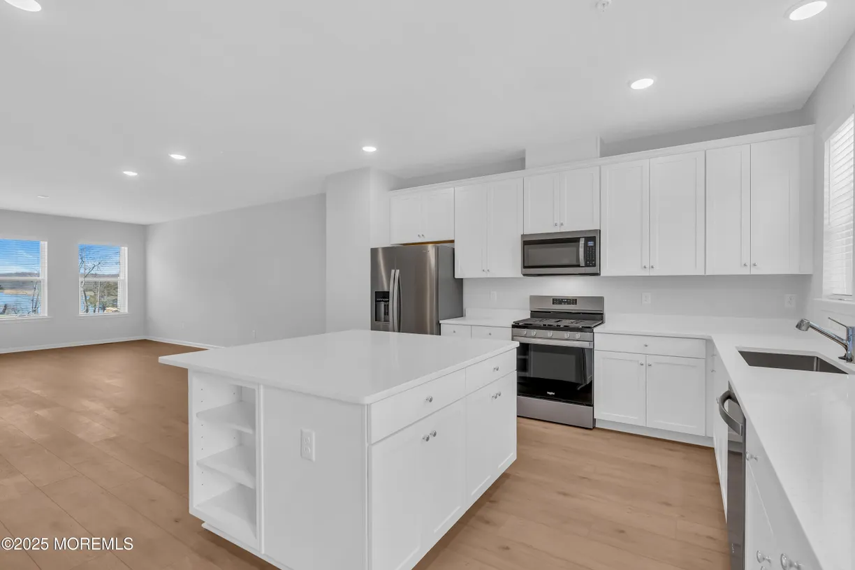 Rockland/Orange/NJ Real Estate | View 73 Driftwood Circle | Listing