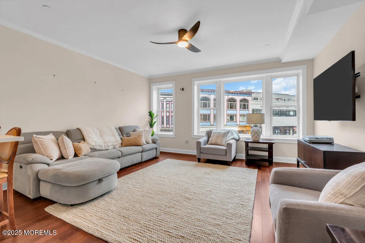 Rockland/Orange/NJ Real Estate | View 521 Cookman Avenue, 201 | 2 Beds, 2 Baths