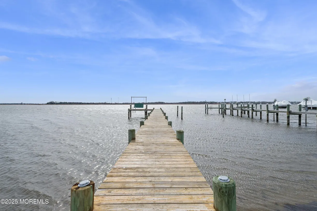 Rockland/Orange/NJ Real Estate | View 829 South Drive | Listing