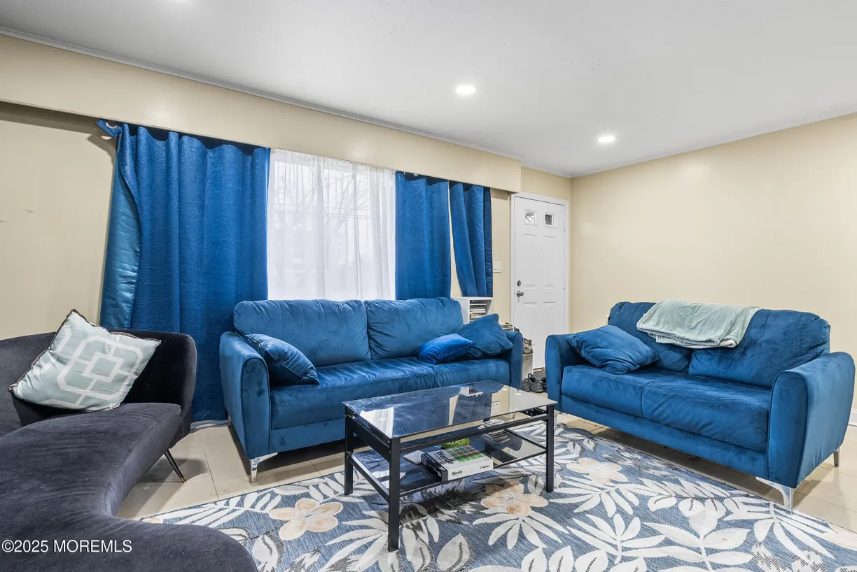 Rockland/Orange/NJ Real Estate | View 128 Beechwood Avenue | Listing