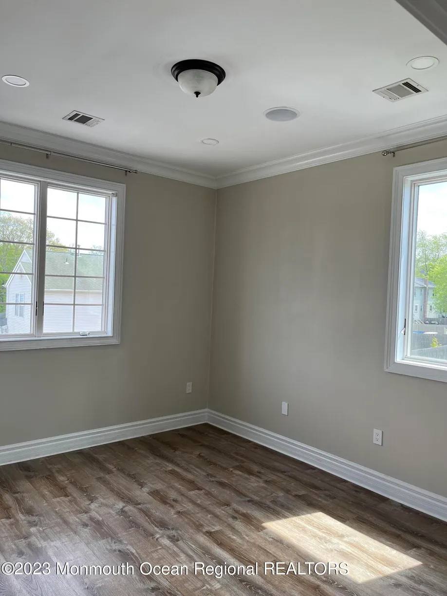 Rockland/Orange/NJ Real Estate | View 87 Main Street, 200 | Listing