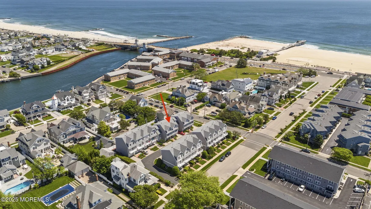 Rockland/Orange/NJ Real Estate | View 200 2nd Avenue, 14 | Listing