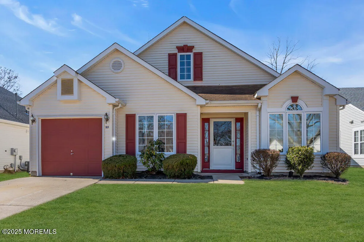 Rockland/Orange/NJ Real Estate | View 55 S Baker Drive | 2 Beds, 2 Baths