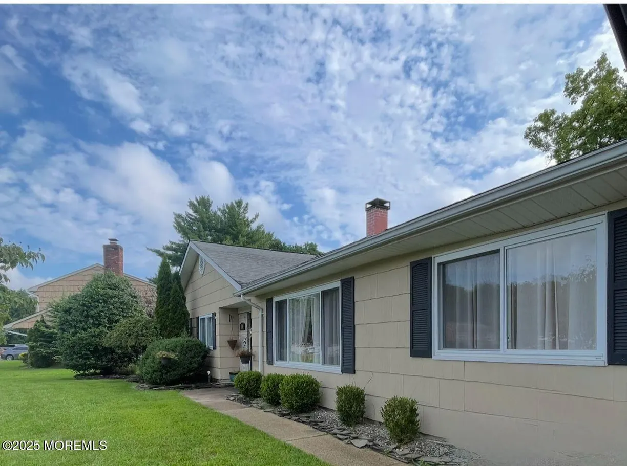 Rockland/Orange/NJ Real Estate | View 8 N Rhoda Street | Listing