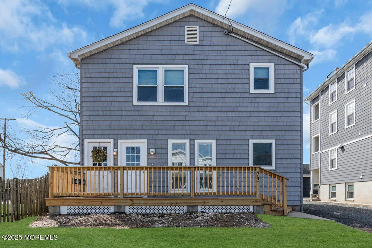 Rockland/Orange/NJ Real Estate | View 403 14th Avenue, A | 3 Beds, 1 Bath