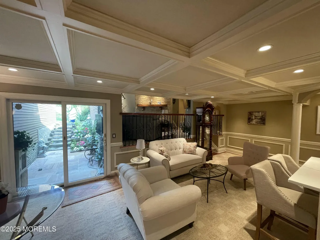Rockland/Orange/NJ Real Estate | View 75 Meadowview Drive | Listing