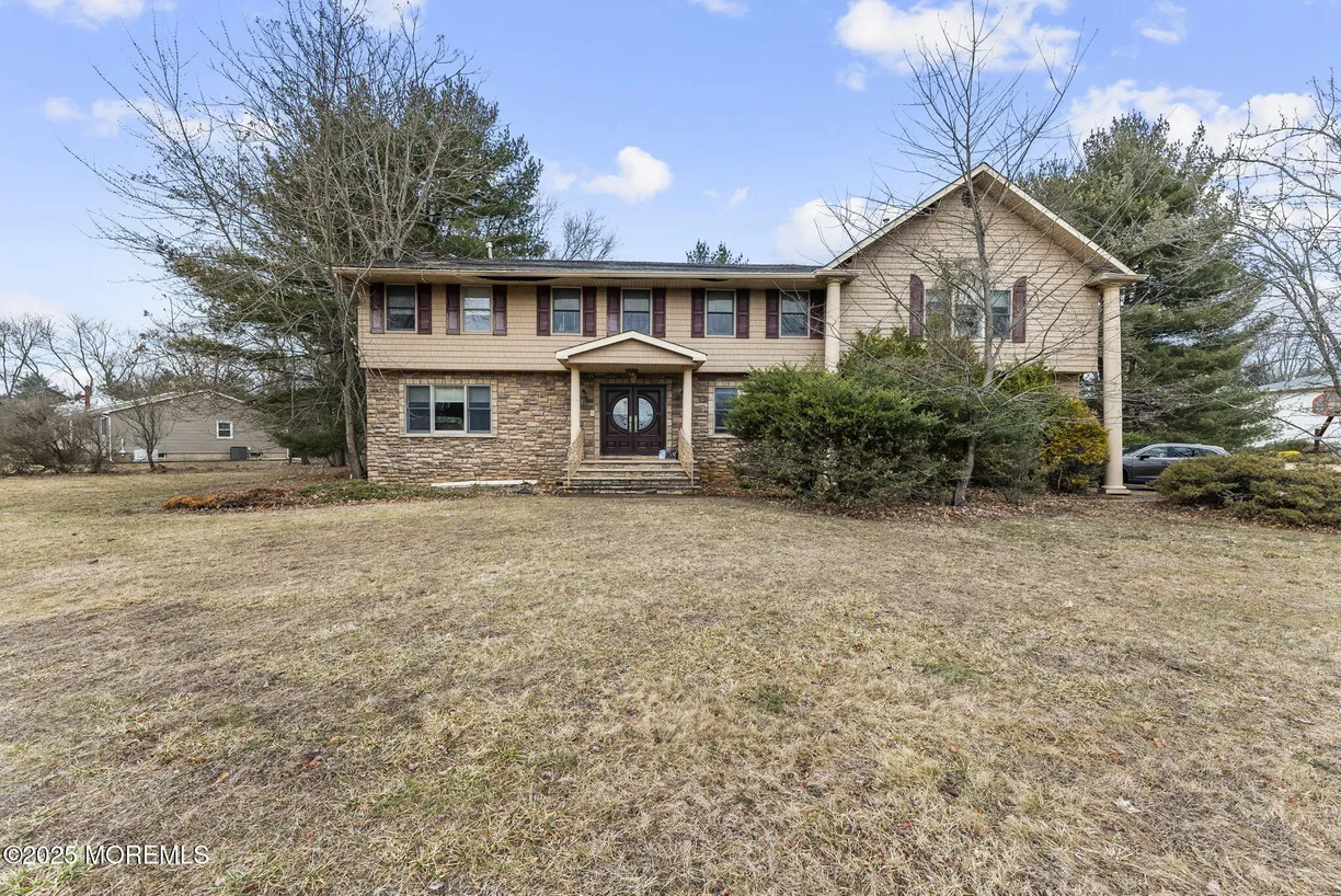 Rockland/Orange/NJ Real Estate | View 11 Liberty Road | 5 Beds, 3 Baths