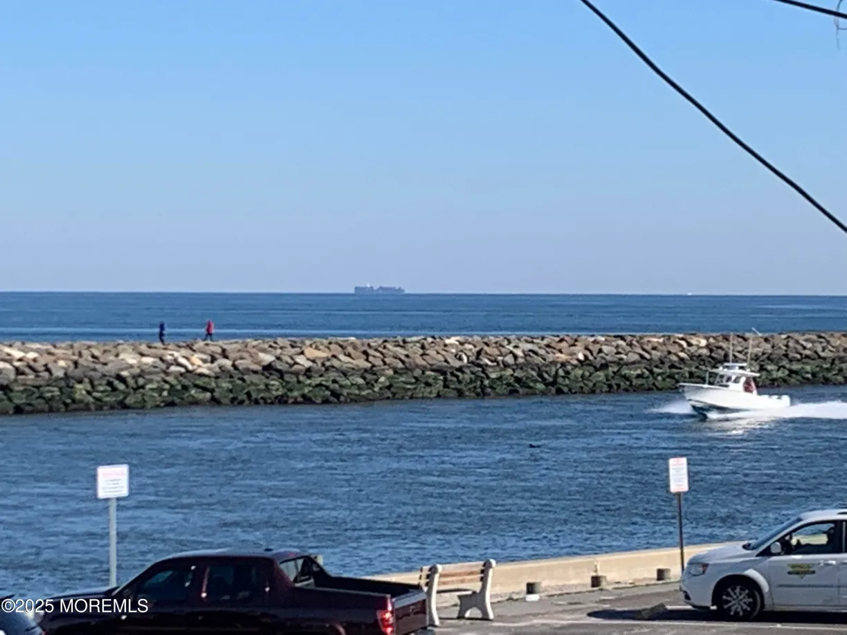 Rockland/Orange/NJ Real Estate | View 16-18 Inlet Drive, 5 | 1 Bed, 1 Bath