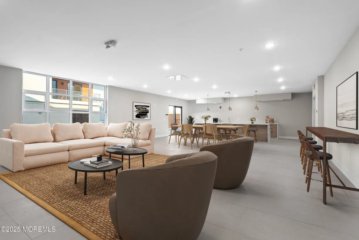 Rockland/Orange/NJ Real Estate | View 185 Morris Avenue, 310 | Listing