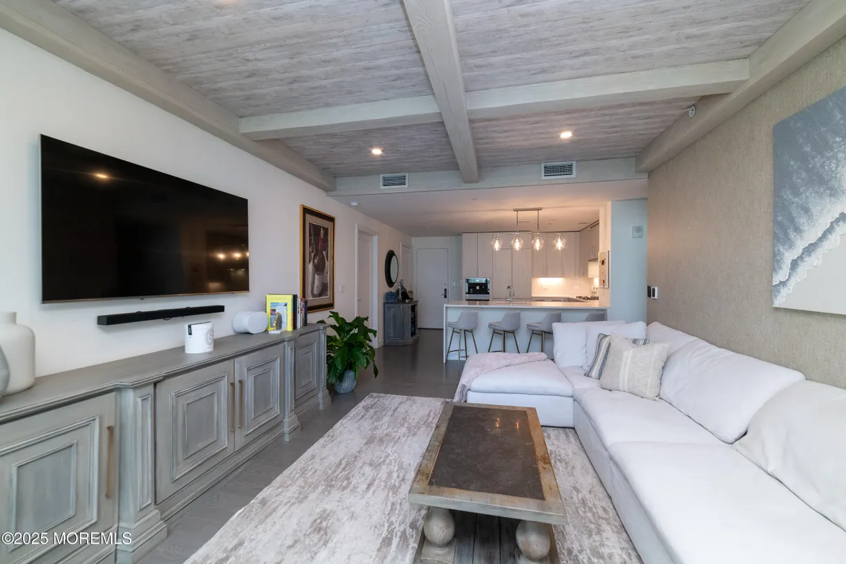 Rockland/Orange/NJ Real Estate | View 20 Melrose Terrace, 305 | Listing
