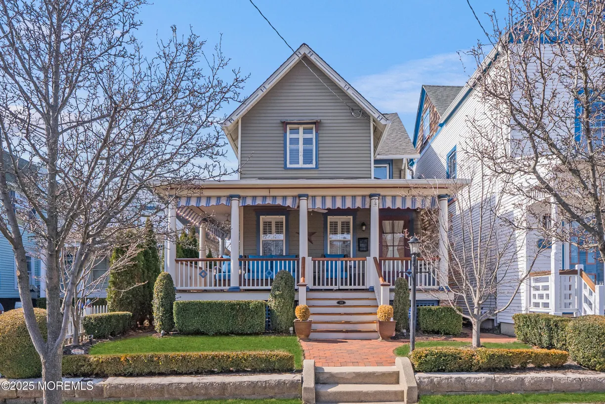 Rockland/Orange/NJ Real Estate | View 109 Pilgrim Pathway | 3 Beds, 2 Baths