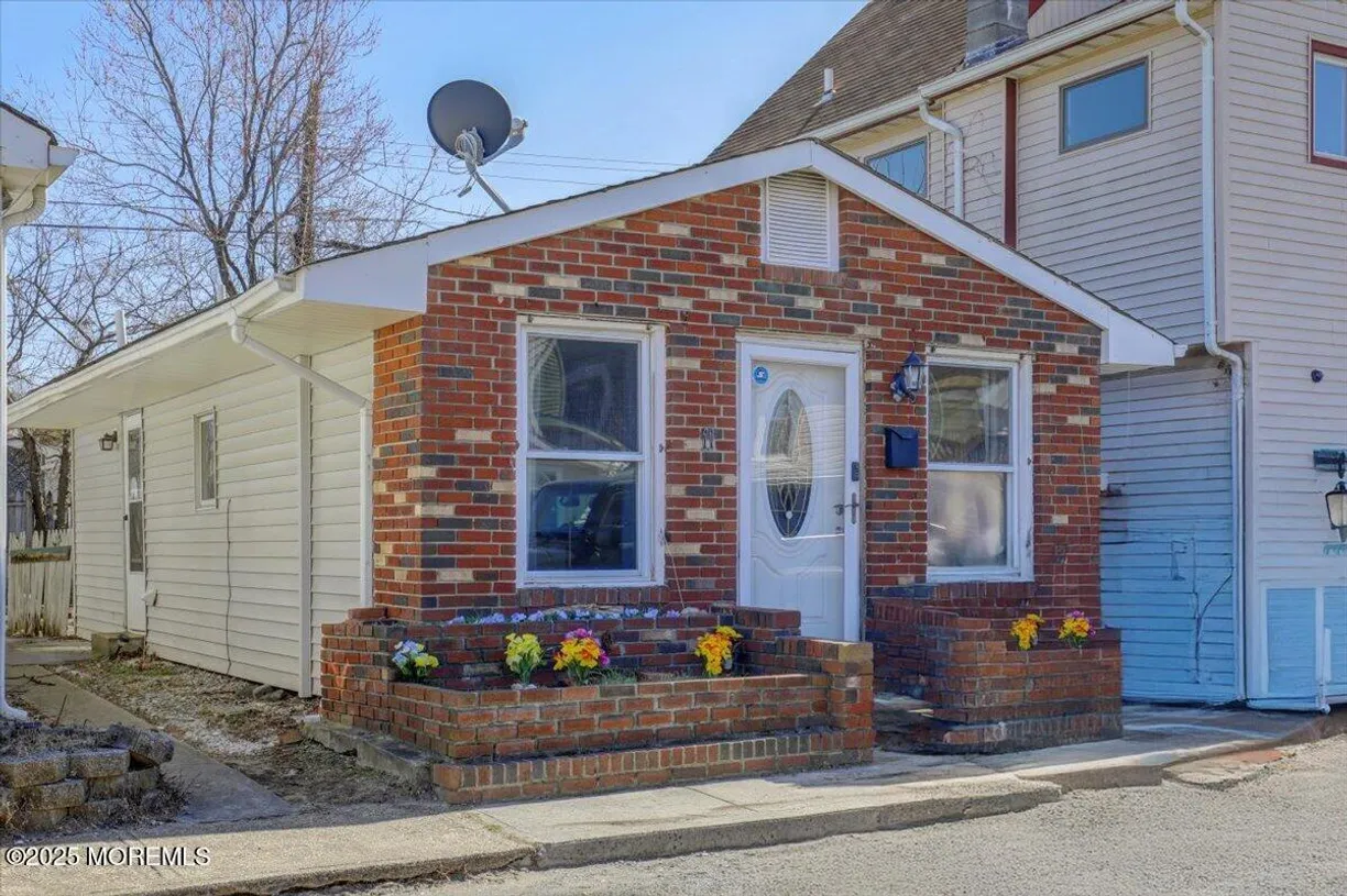 Rockland/Orange/NJ Real Estate | View 11 Waterview Place | 1 Bed, 1 Bath