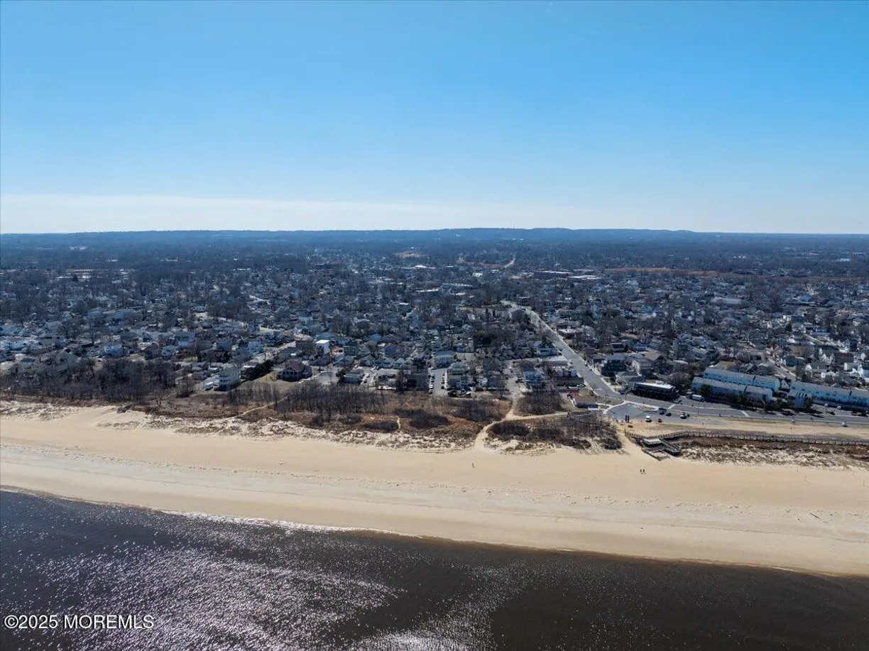 Rockland/Orange/NJ Real Estate | View 11 Waterview Place | Listing