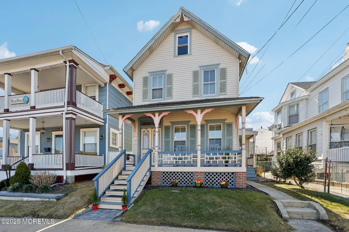 Rockland/Orange/NJ Real Estate | View 118 Broadway | 3 Beds, 2 Baths