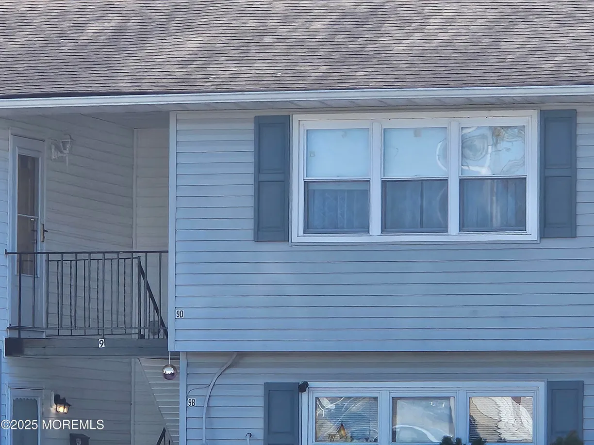 Rockland/Orange/NJ Real Estate | View 9 Hawaii Court, 972 | Listing