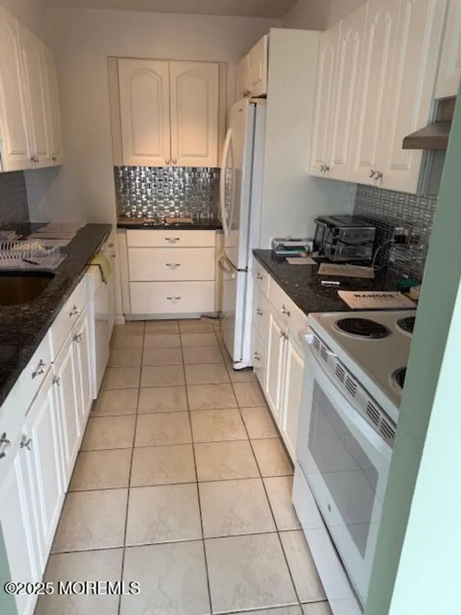 Rockland/Orange/NJ Real Estate | View 787 Ocean Avenue, 1609 | Listing