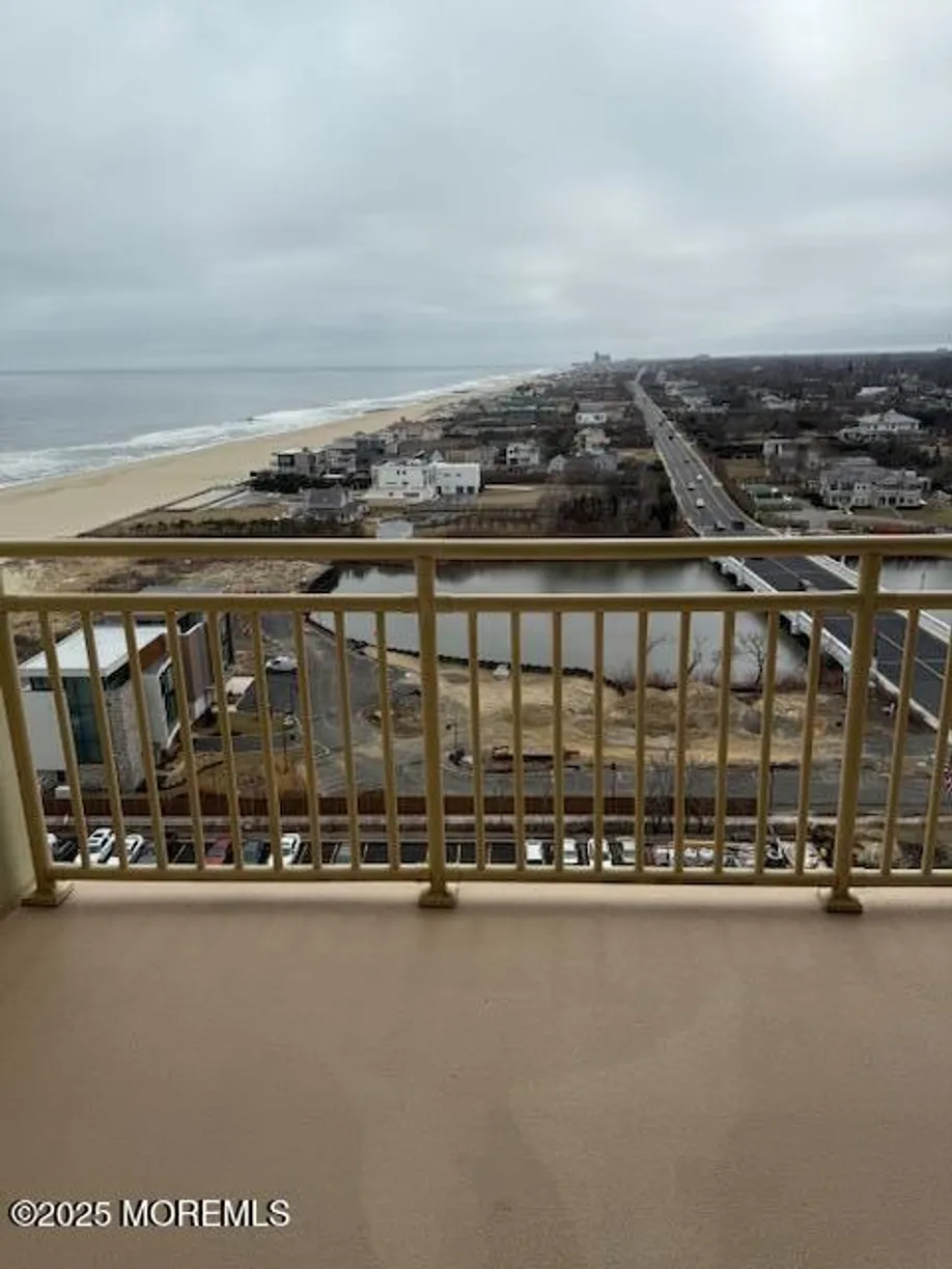 Rockland/Orange/NJ Real Estate | View 787 Ocean Avenue, 1609 | 1 Bed, 1 Bath