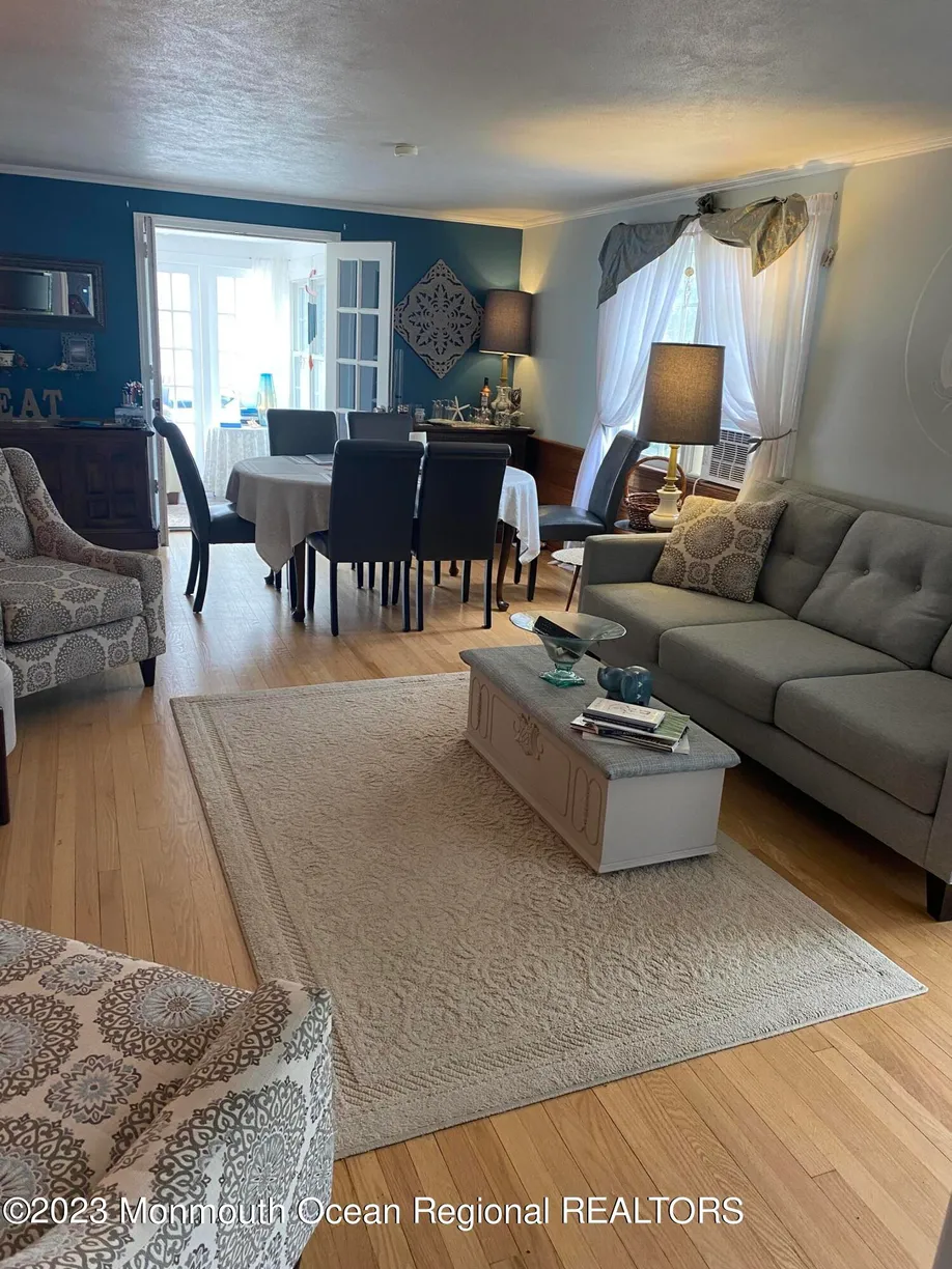 Rockland/Orange/NJ Real Estate | View 190 N 35 Highway | Listing