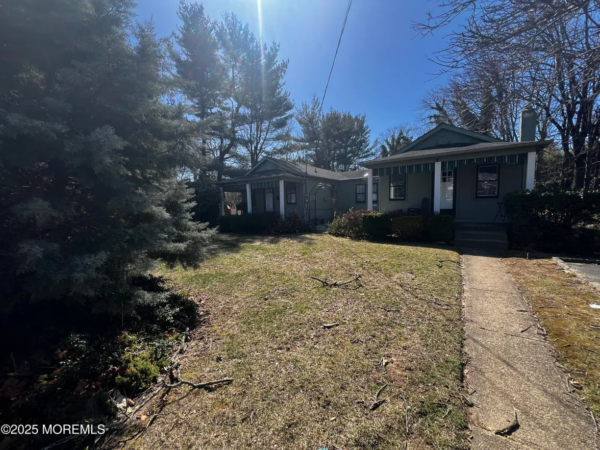 Rockland/Orange/NJ Real Estate | View  | 4 Beds, 2 Baths