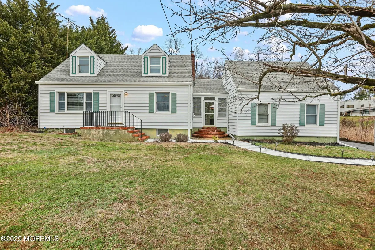 Rockland/Orange/NJ Real Estate | View 88 Oak Hill Road | 3 Beds, 1 Bath
