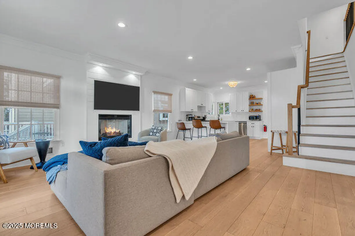 Rockland/Orange/NJ Real Estate | View 2 Captains Court | Listing