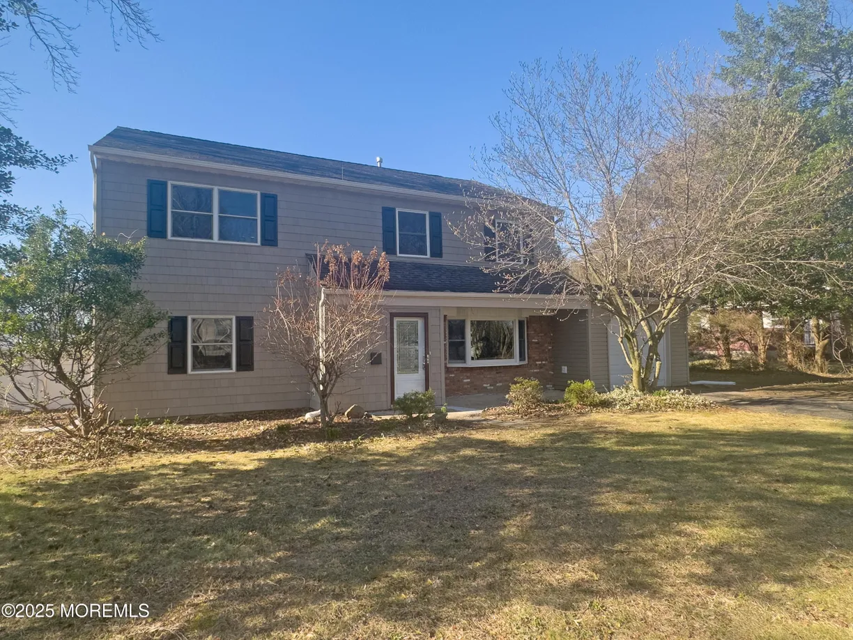 Rockland/Orange/NJ Real Estate | View 61 Sunset Place | 5 Beds, 2 Baths